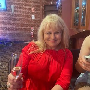 Meet your Posher, Rita